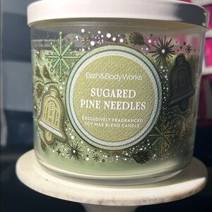Bath & Body Works Sugared Pine Needles Candle - White and Green